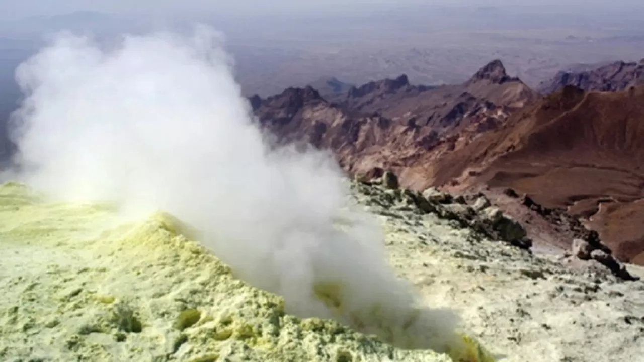 "Зомби-вулкан", спавший 700 тыс. лет проснулся в Иране