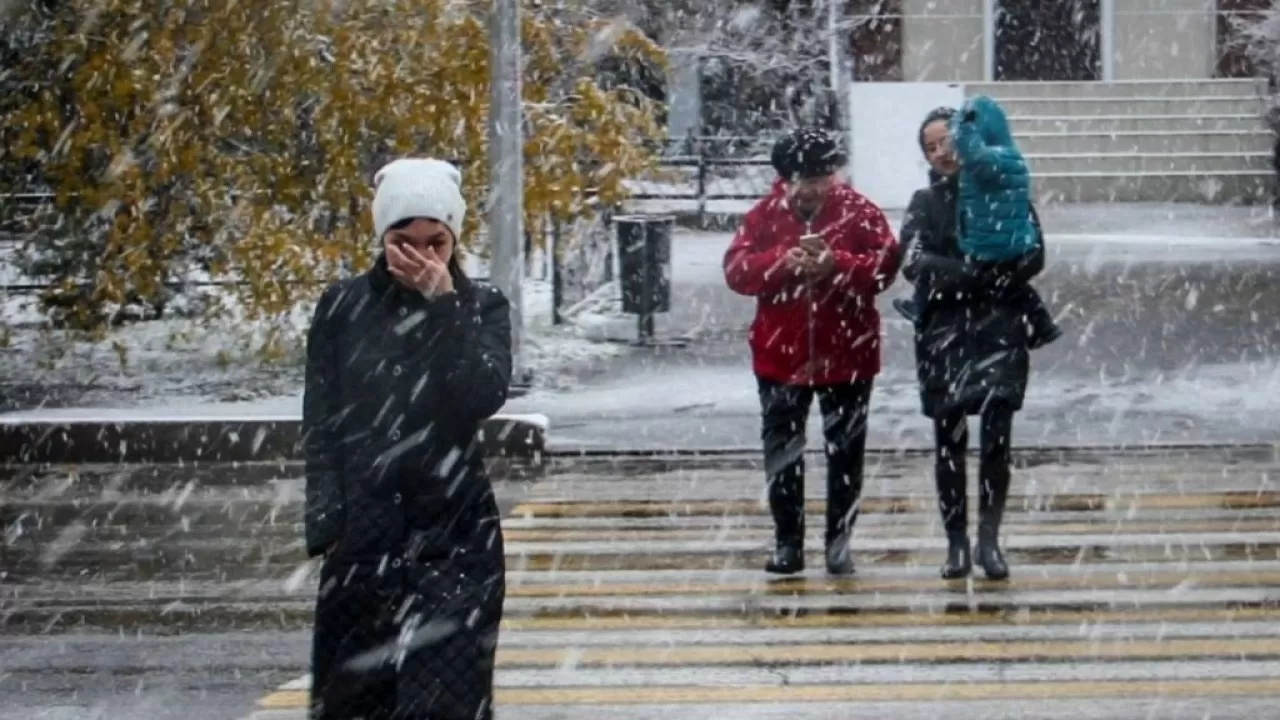 Павлодарда көктайғақ салдарынан 150-ге жуық адам дәрігерлер көмегіне жүгінді 
