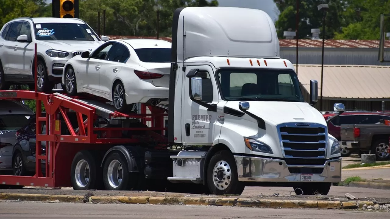 Таможня России разъяснила порядок уплаты утильсбора за авто, приобретенное за пределами ЕАЭС 