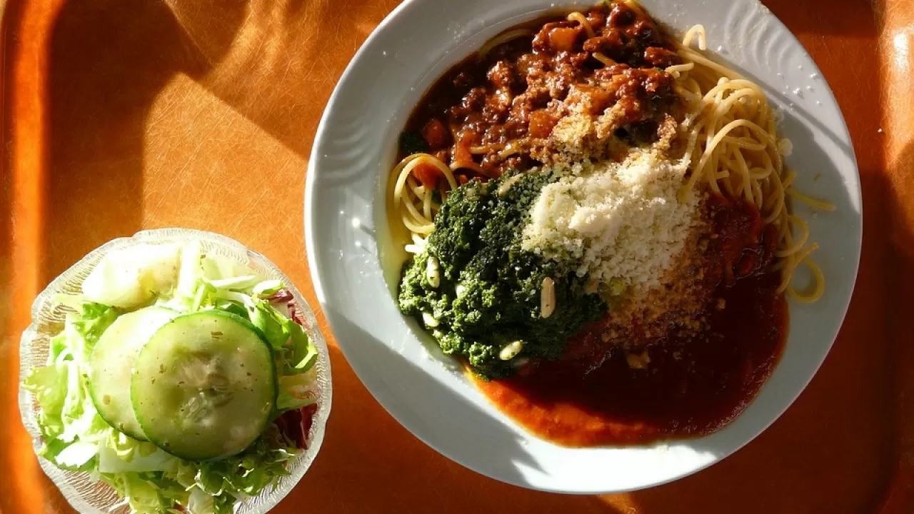 Суды разбирают нарушения в школьных закупках Атырауской области