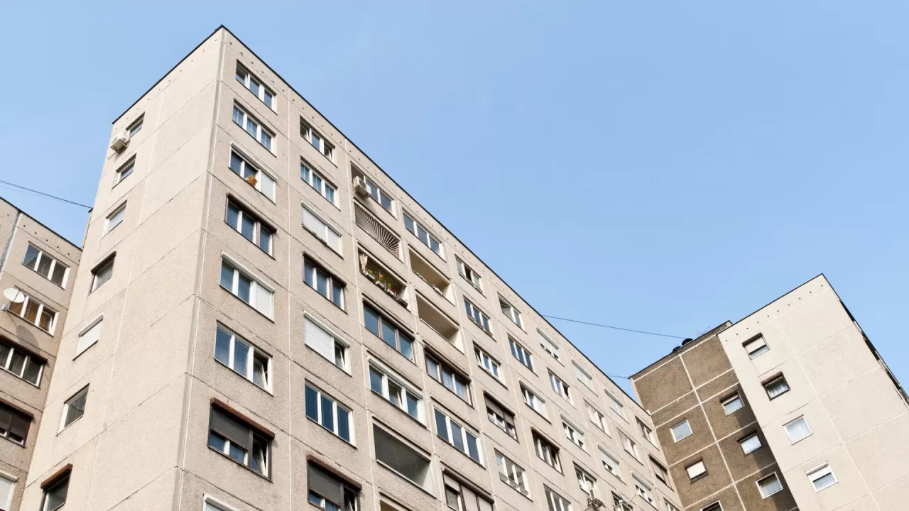 Елімізде кейбір тұрғын үйлерді сатуға шектеу қою ұсынылды