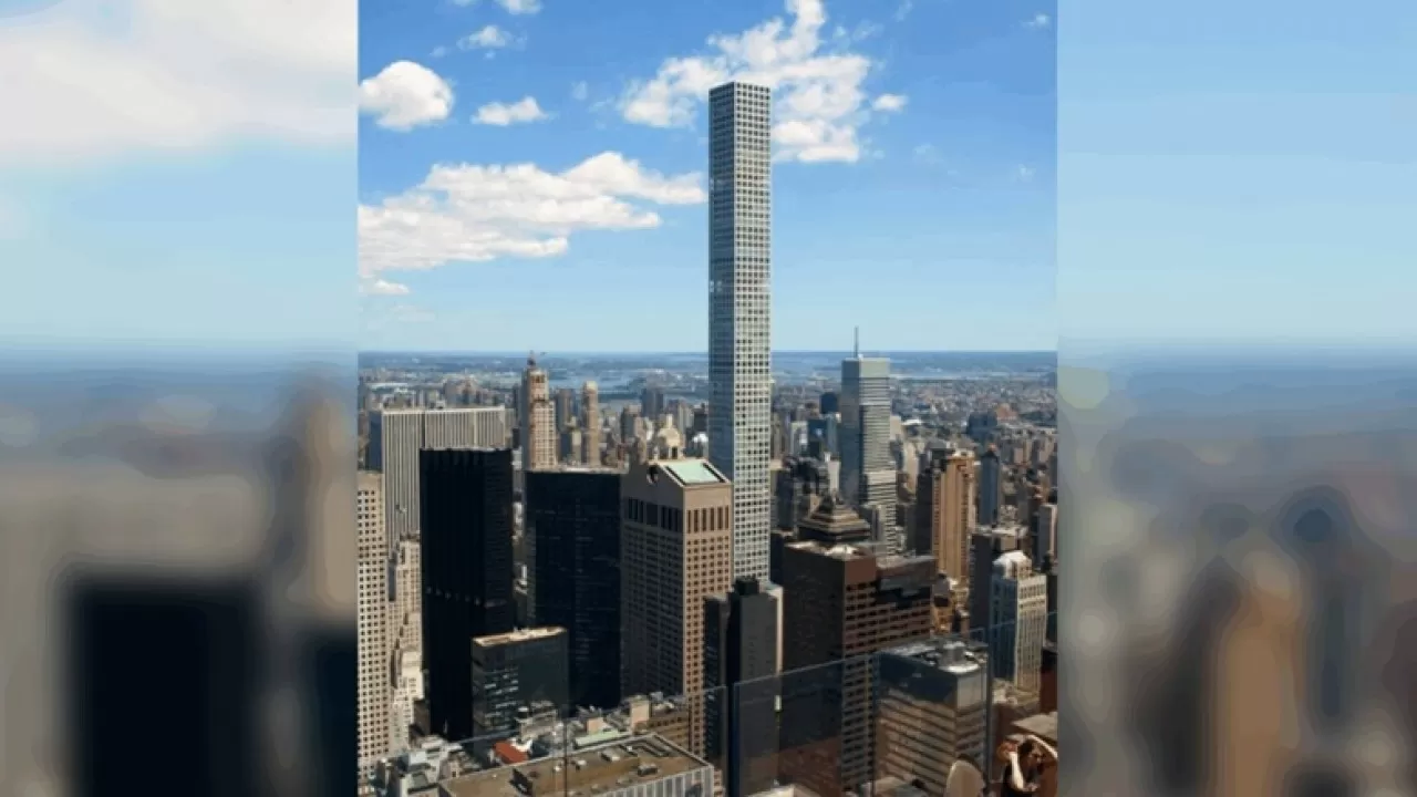 Небоскреб в квартале миллиардеров в Нью-Йорке покрылся трещинами 