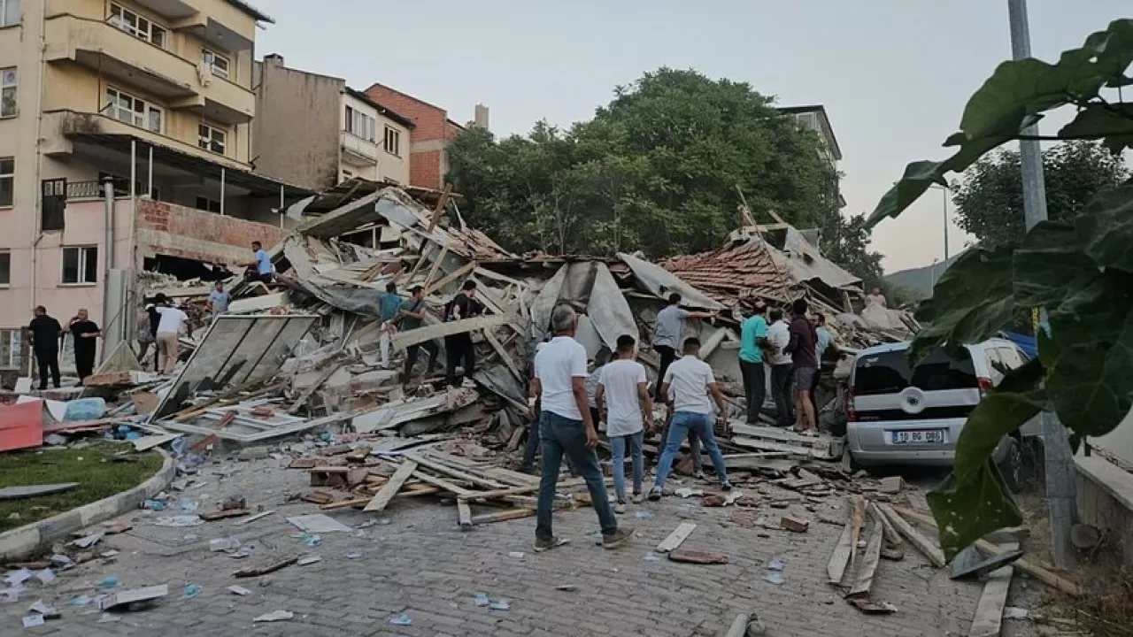 Түркияның Балыкесир провинциясында 6,1 балдық жер сілкінісі болды