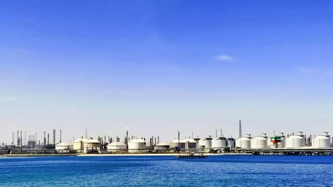 "Лукойл" назвала покупателя для своих зарубежных активов