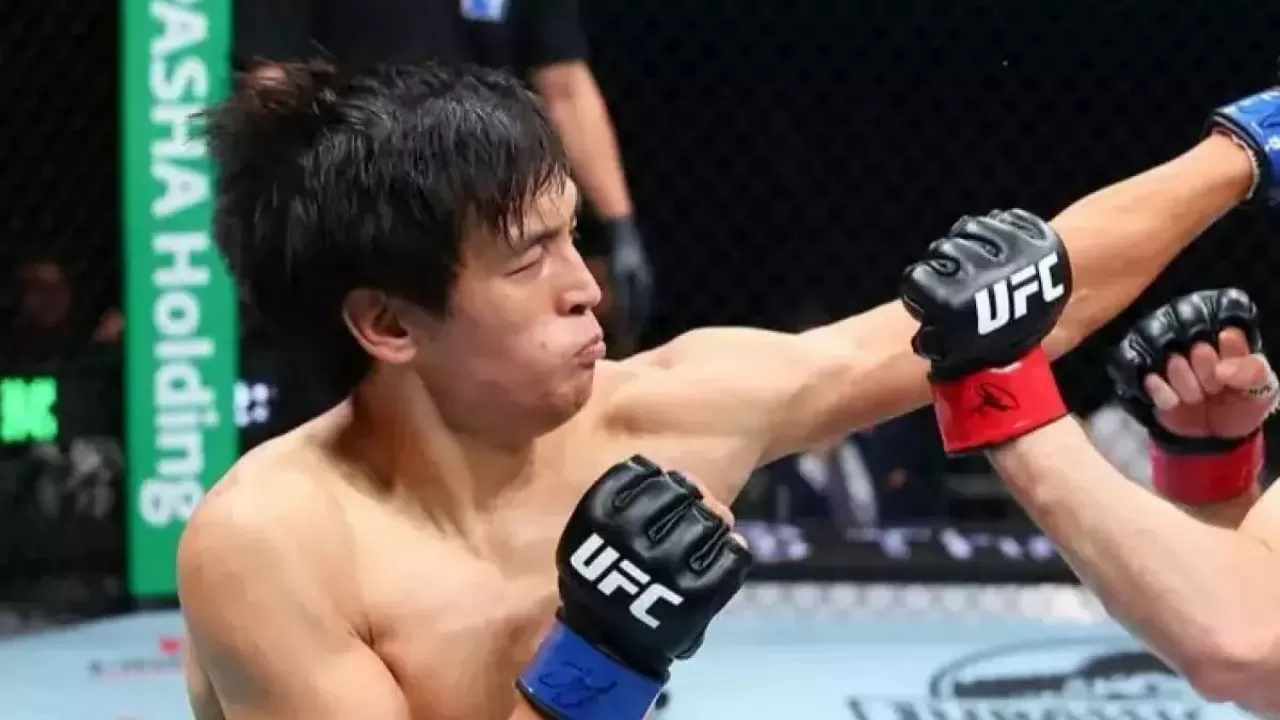 Азат Мақсұм Абу-Дабидегі UFC турнирінде жеңіліс тапты