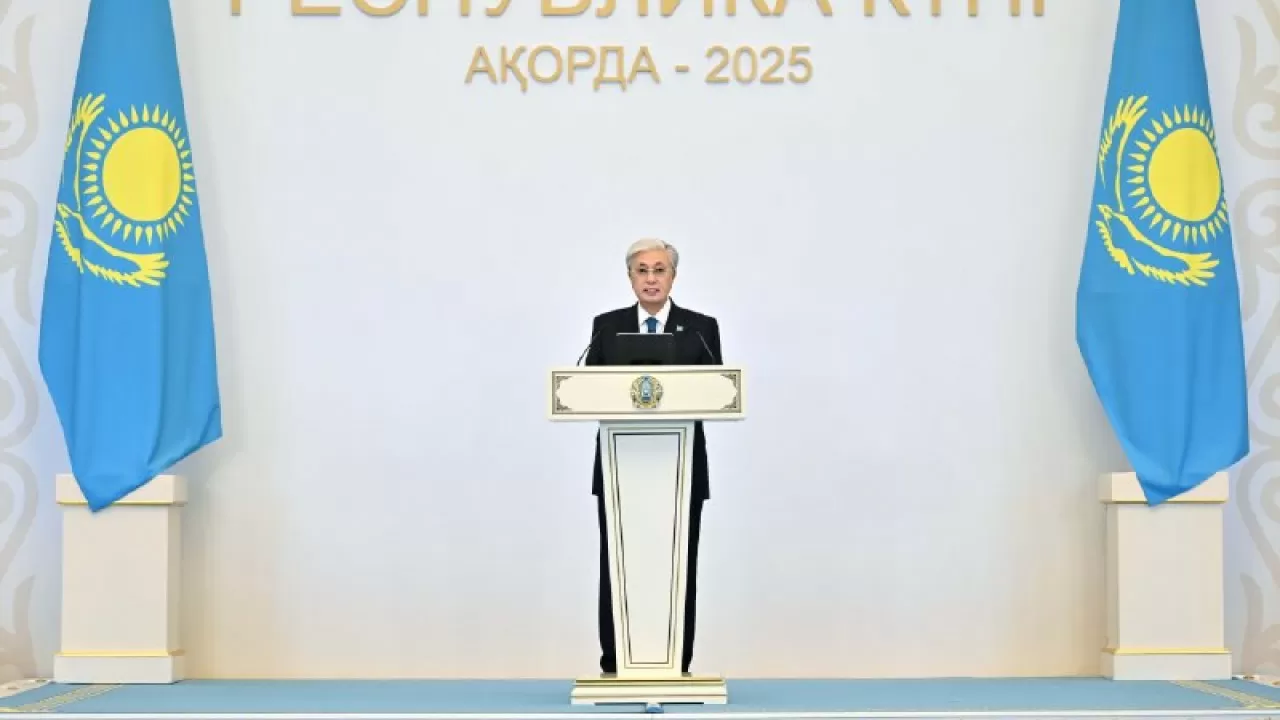 Ешкімге жалтақтамай, өз жолымызбен жүріп келеміз – Президент