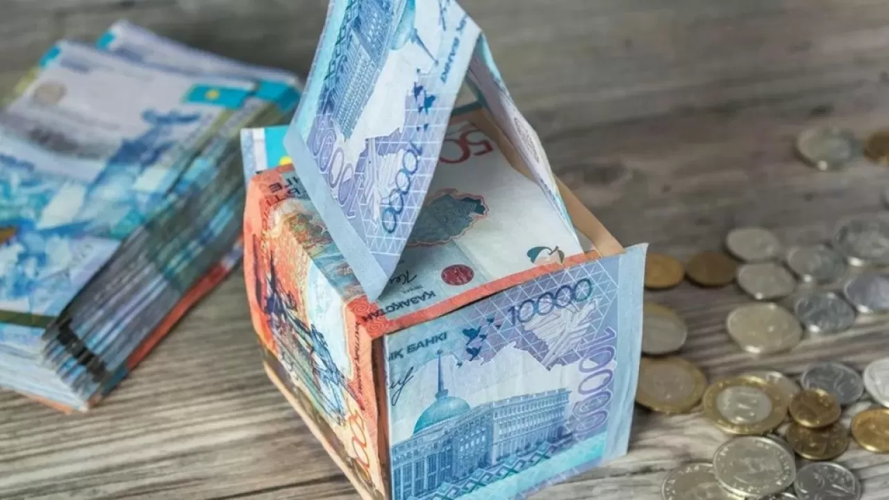 На квартиры и машины потратили организаторы финпирамиды вклады 4 тыс. казахстанцев 