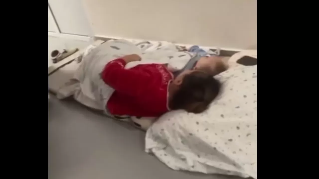 Шымкент әкімдігі еденде жатқан науқастарға ресми түсініктеме берді