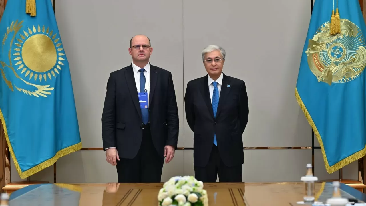 Токаев обсудил с ректором МИФИ развитие ядерной энергетики