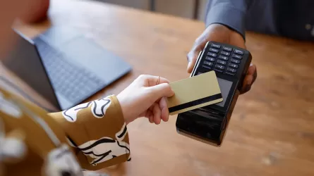 Елімізде 35 мың банк картасы бұғатталды