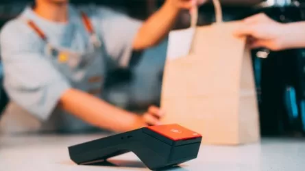 Мать десятерых детей оштрафовали за работающую 17-летнюю дочь: что решил суд