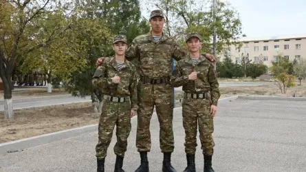 «2 метр, 9 сантиметр»: Еліміздегі ең бойшаң сарбазы әскери борышын қайда өтеп жүр?