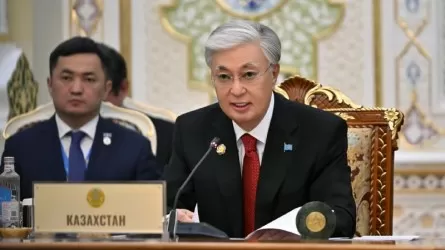 Қазақ тіліне бұрынғыдай көңіл бөліне береді – Қасым-Жомарт Тоқаев