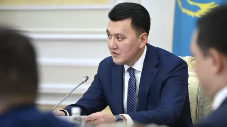 Ерлан Қарин: Мемлекеттік наградалар жүйесіне жаңадан 9 құрметті атақ қосылды