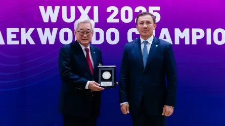 Геннадий Головкин World Taekwondo федерациясының президентімен кездесті