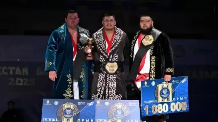 Армеец Марат Байкамуров вырвал "Золотой пояс" у прошлогоднего чемпиона "Қазақстан Барысы"