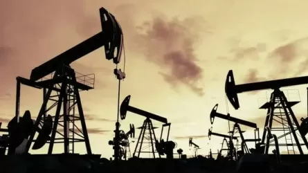 Цены на нефть взлетели после санкций США против «Роснефти» и «Лукойла»