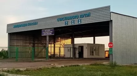 Очередей на границе с Казахстаном нет - таможня России 