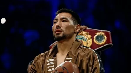 Жәнібек Әлімханұлы WBA чемпионы Эрисланди Ларамен жұдырықтасады