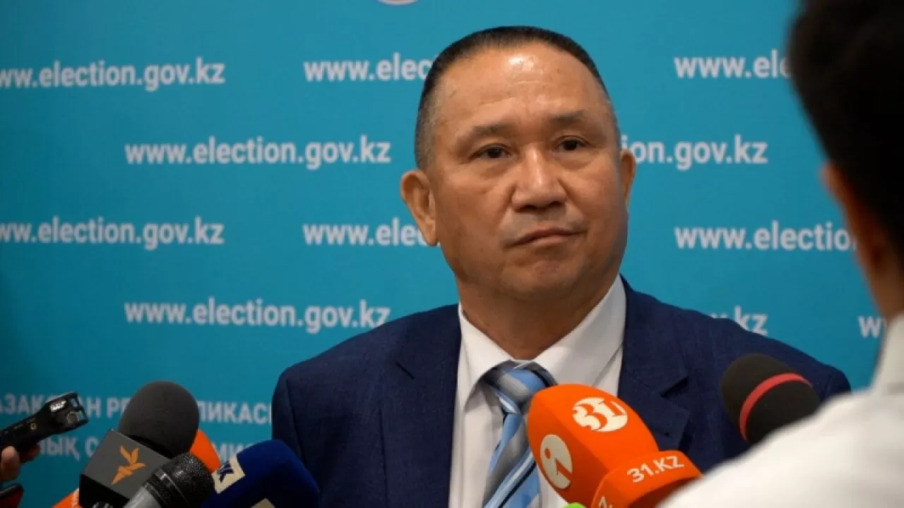 "Қызмет құны өскен, сапасы төмендеп кеткен": Депутат МӘМС жүйесін сынға алды