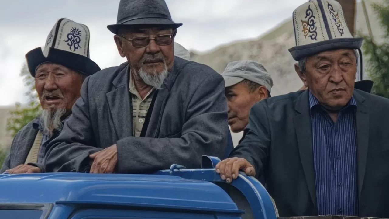 Почему казахстанский бизнес любит "убегать" в Кыргызстан и что за этим стоит