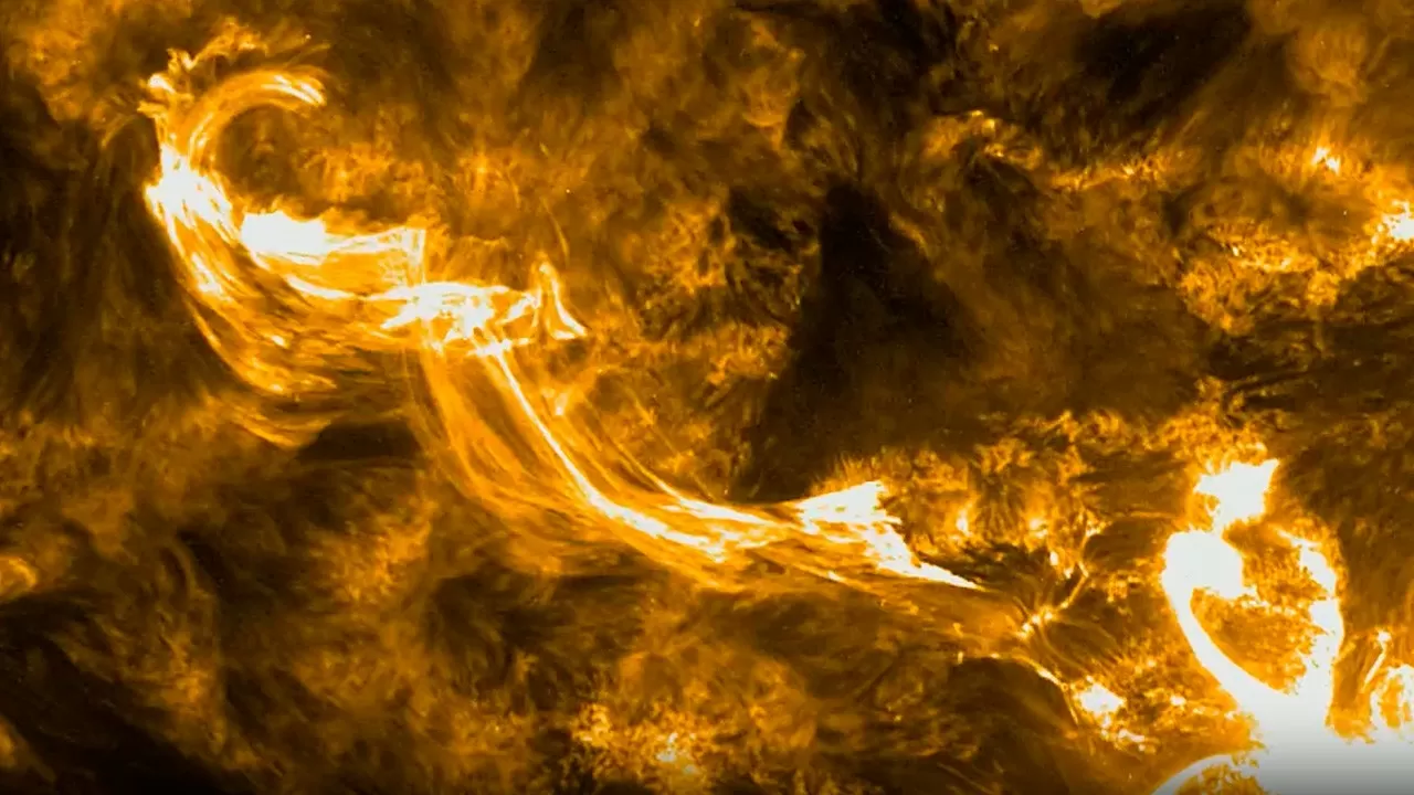 Магнитная буря 10 ноября 2025 сильно ударит по метеозависимым 