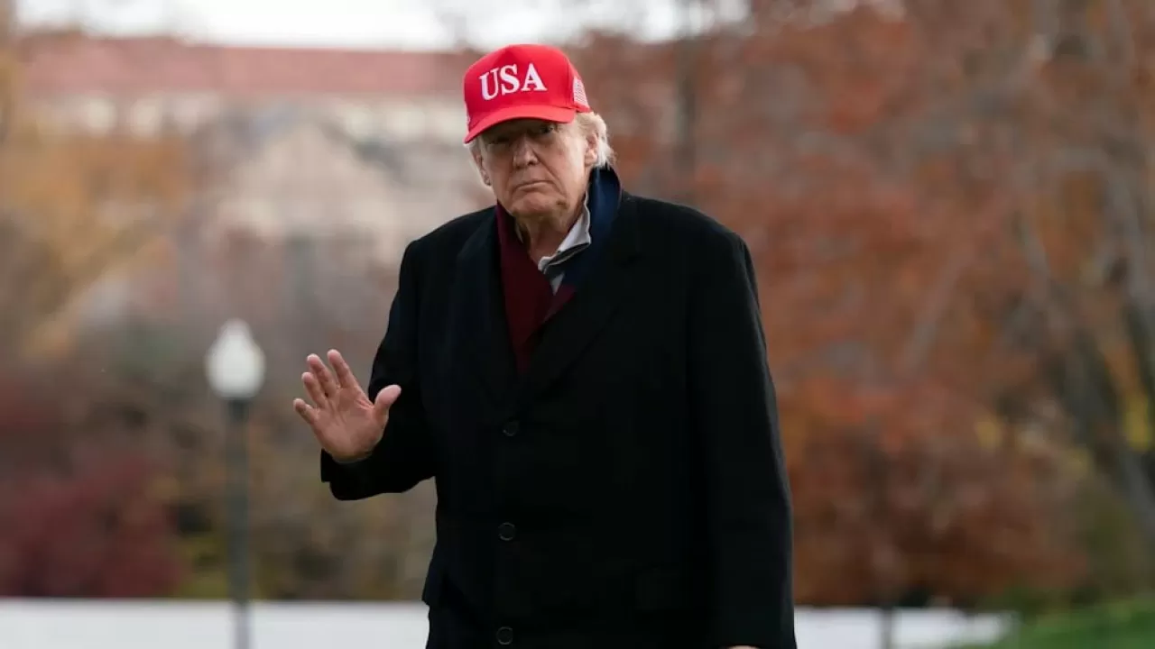 Суд США приостановил ускоренные депортации мигрантов Трампа 