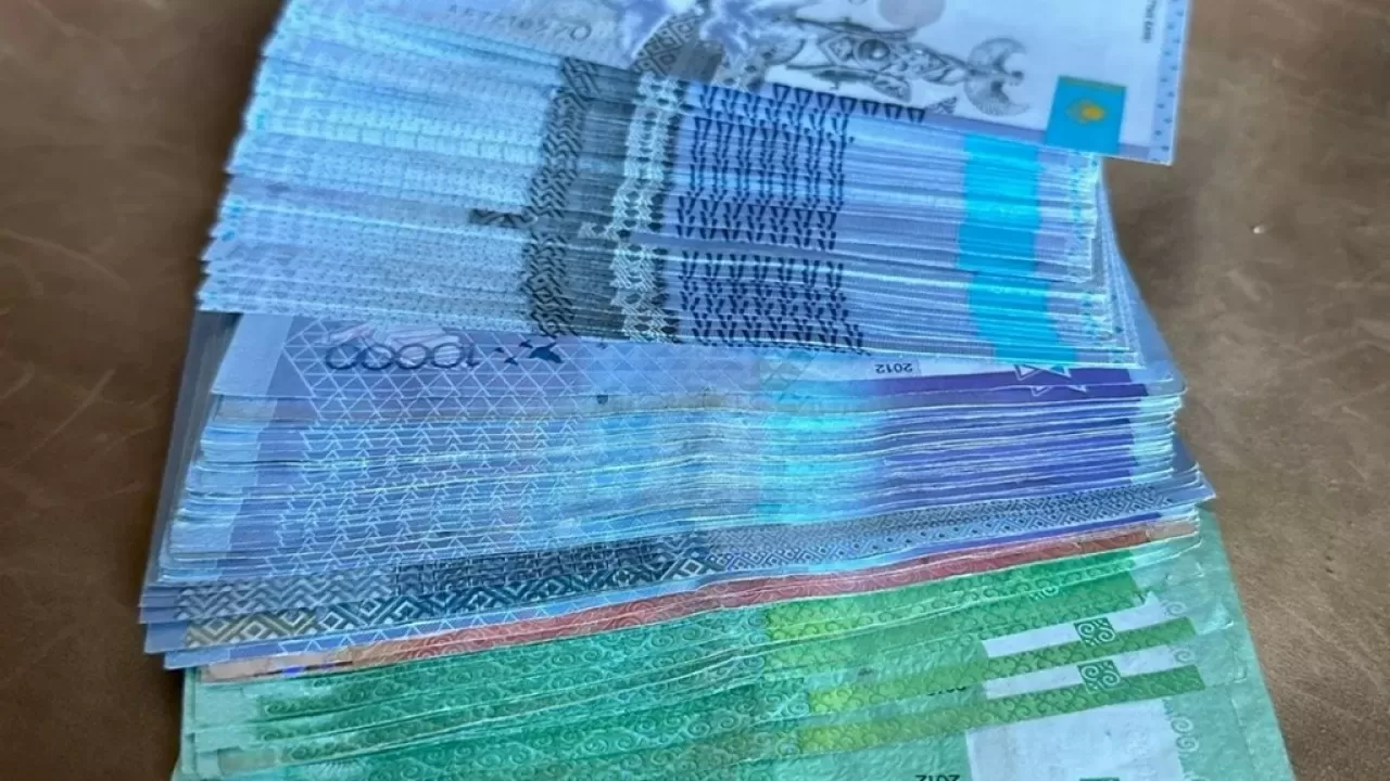 Перерасход бюджетных 3,2 млрд тенге пресекли в Казахстане