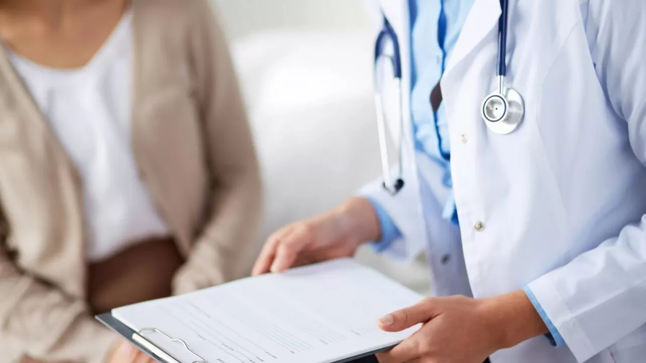 Зачем Казахстану декриминализировать медработников?