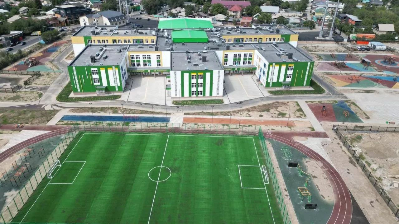 "Келешек мектептері" жобасының ендігі тағдыры сенаторды алаңдатты