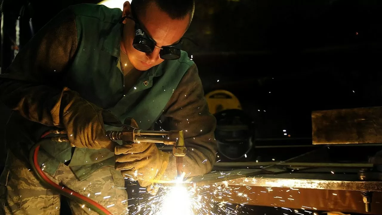 Промышленность и транспорт стали драйверами роста экономики РК 