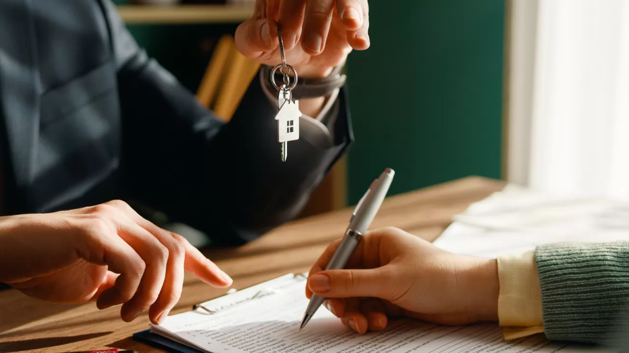 "Әжелер схемасы" көршінің нарығын қан-қақсатып жатыр