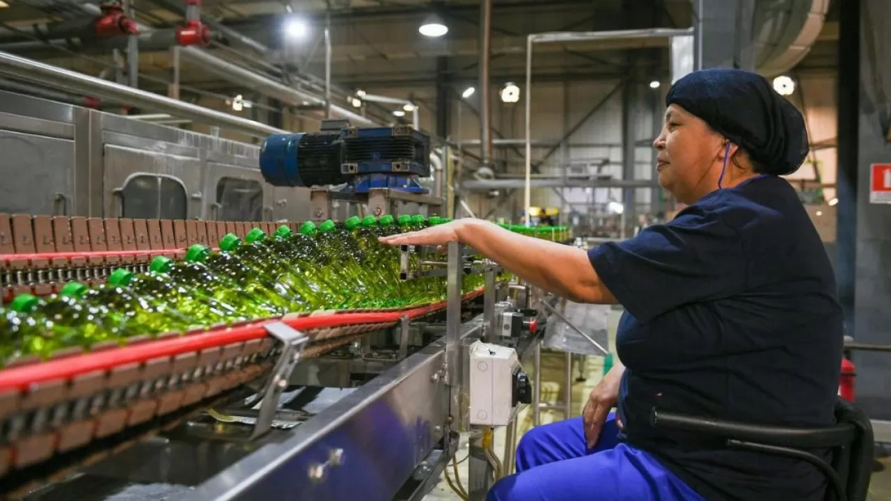 Өнеркәсіп өндірісі 2,1 трлн теңгеге жетті: Алматы облысы өңдеу секторының орталығына айналып келеді