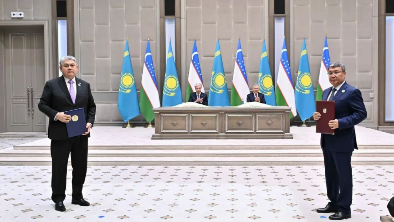 Казахстан и Узбекистан готовят "нотариальный прорыв" для цифрового века