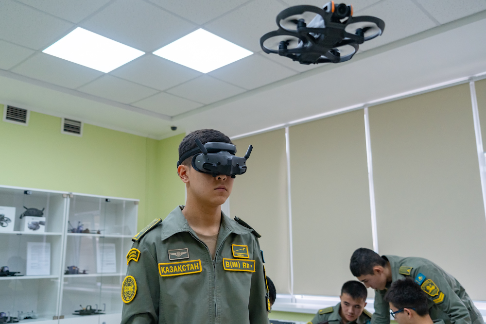 Основам кибербезопасности и конструирования дронов учат в лицее