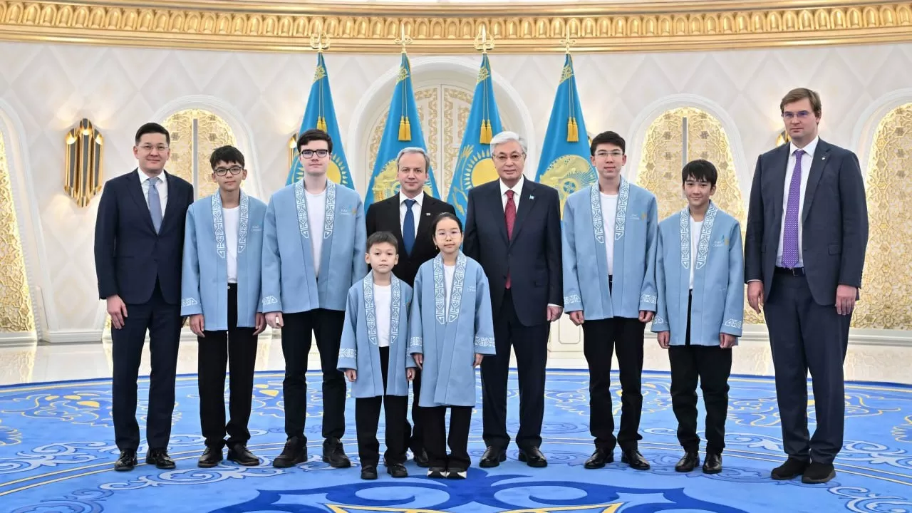 Успехи юных спортсменов прославляют Казахстан – Токаев юным шахматистам