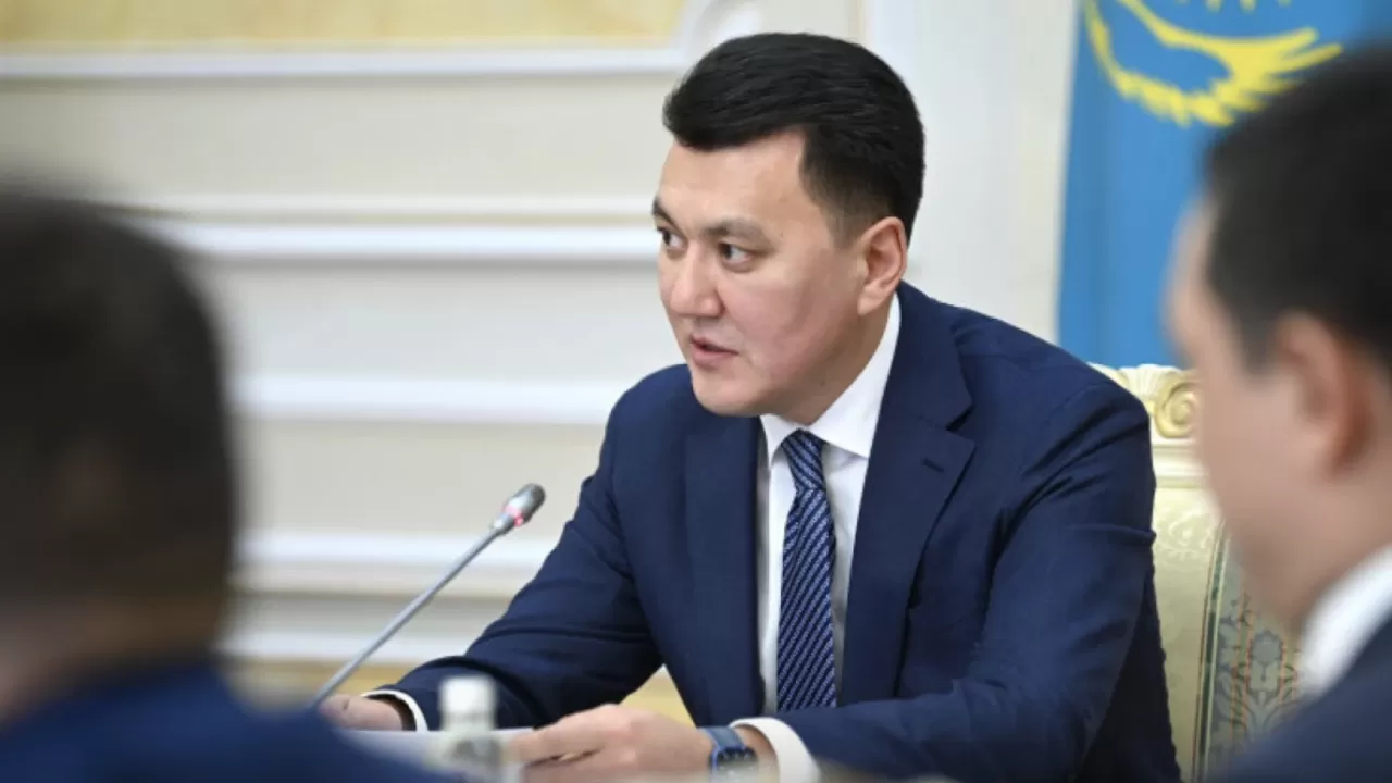 Мемлекеттік аппаратқа жаңа адамдар келе бастады – Ерлан Қарин