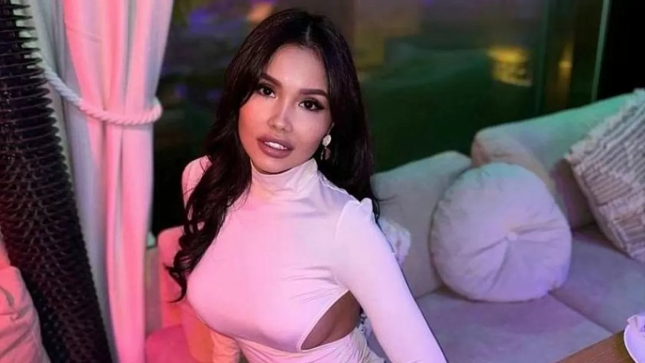 "Элиталық эскорт" ісі: Айка жазасын 2 жылдан соң өтейді