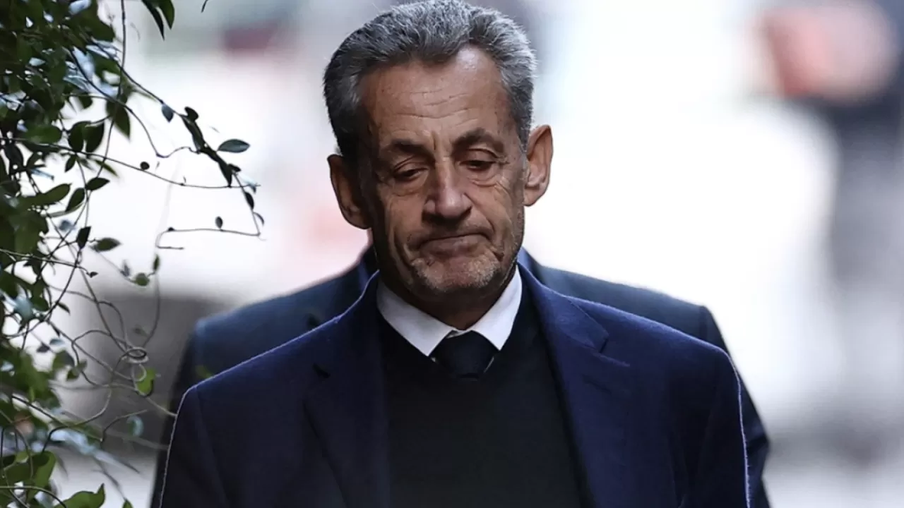 Францияның экс-президенті түрмеден босатылды