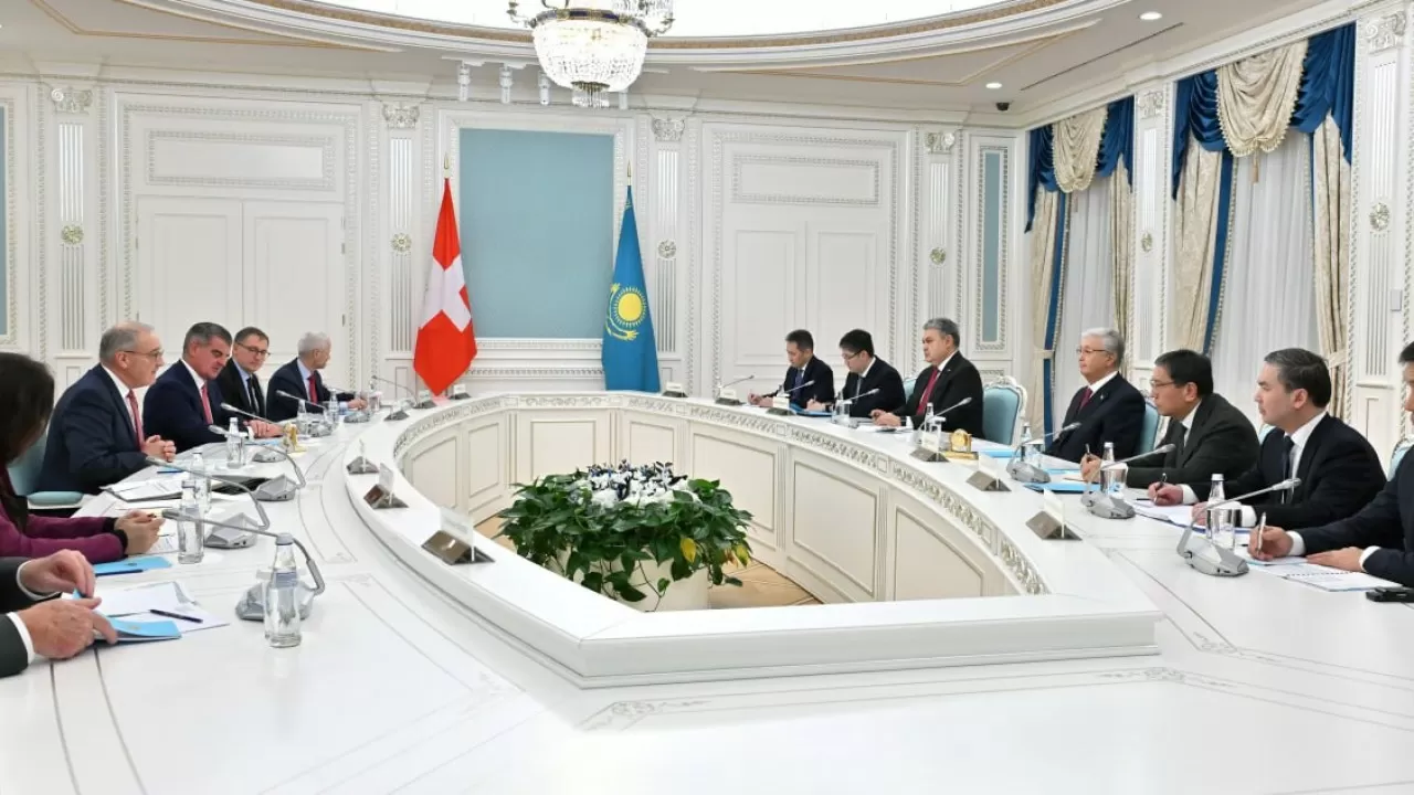 Мемлекет басшысы Швейцария вице-президенті Ги Пармеланмен келіссөз жүргізді
