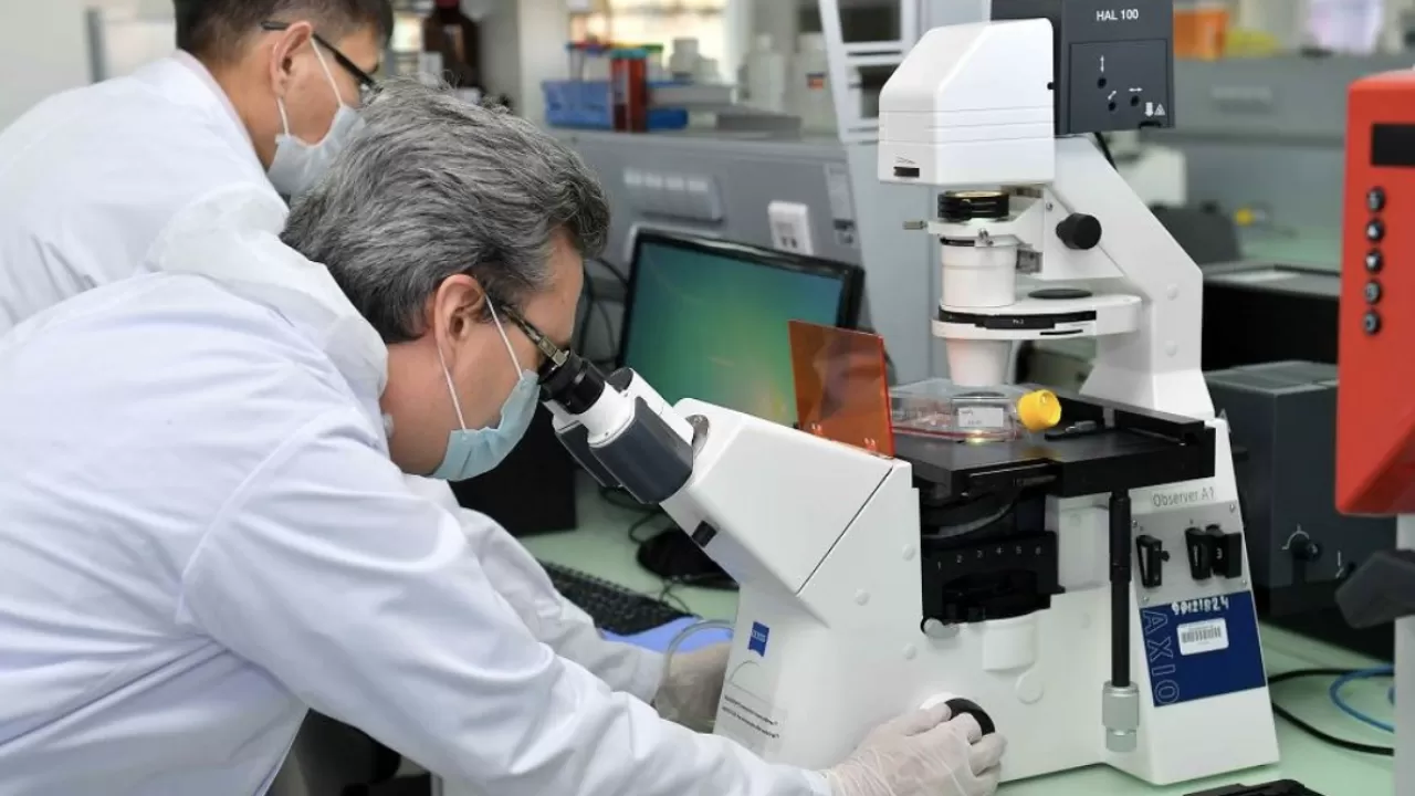 Отандық ғалымдар обырға қарсы препаратты сынаудың шешуші кезеңін бастады