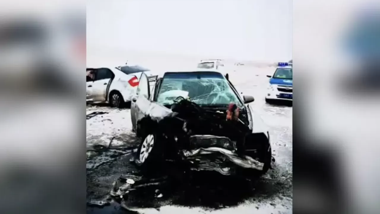 Павлодар облысында 2 көлік бетпе-бет соғысып, 1 адам мерт болды