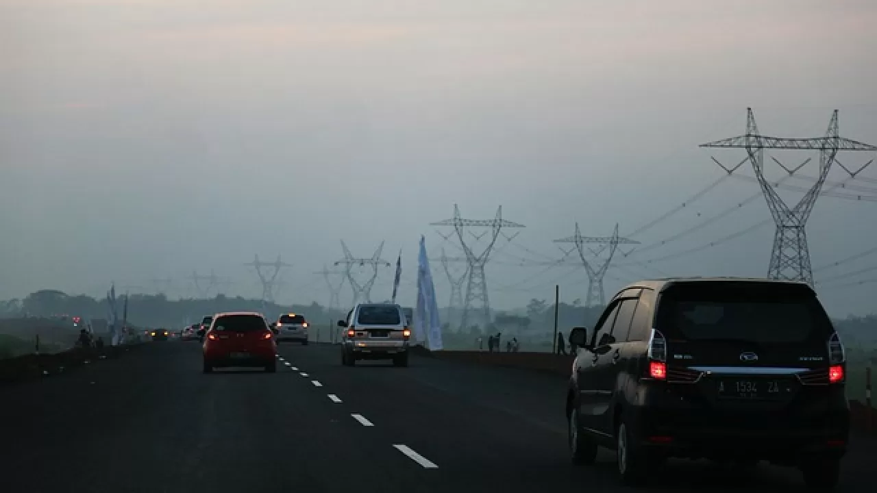 В Казахстане проверят, как расходуются платежи от платных дорог и утильсбора