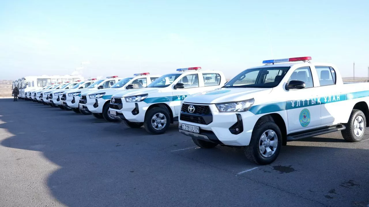 Ұландықтарға жаңа қызметтік көліктердің кілттері табысталды