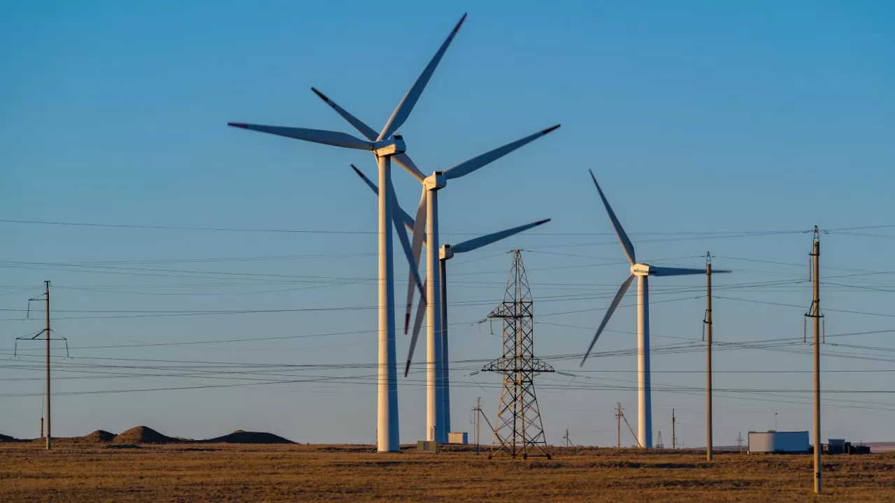 Соседняя страна ставит рекорды на фоне проблем конкурентов