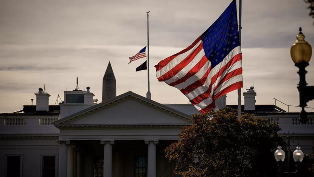 Ақ үйде Венесуэла президентін тақтан тайдырудың 3 нұсқасы дайын тұр