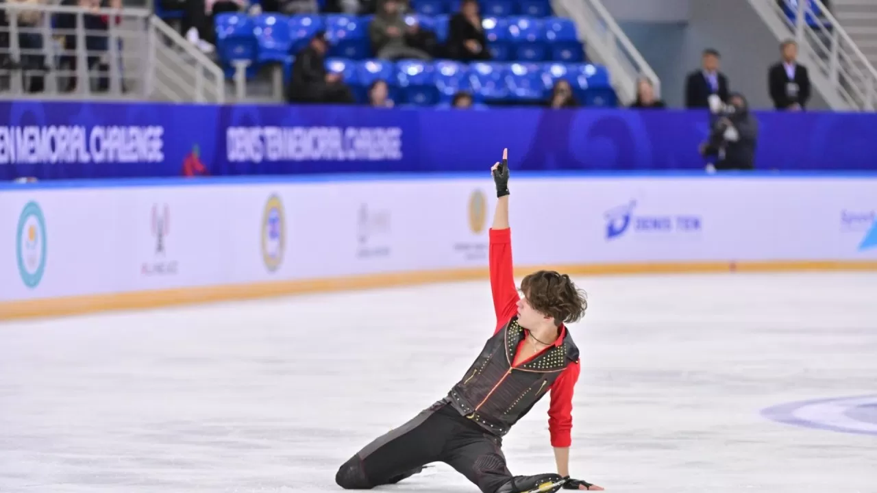 Казахстанский фигурист стал третьим в короткой программе на Гран-при в США