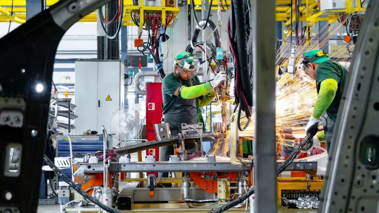 Ferrari на 90% станут "зелеными"