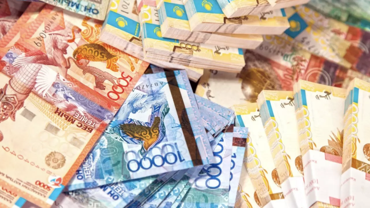  Арқалықта кәсіпкер сазды заңсыз сатып, миллиондап пайда тапқан