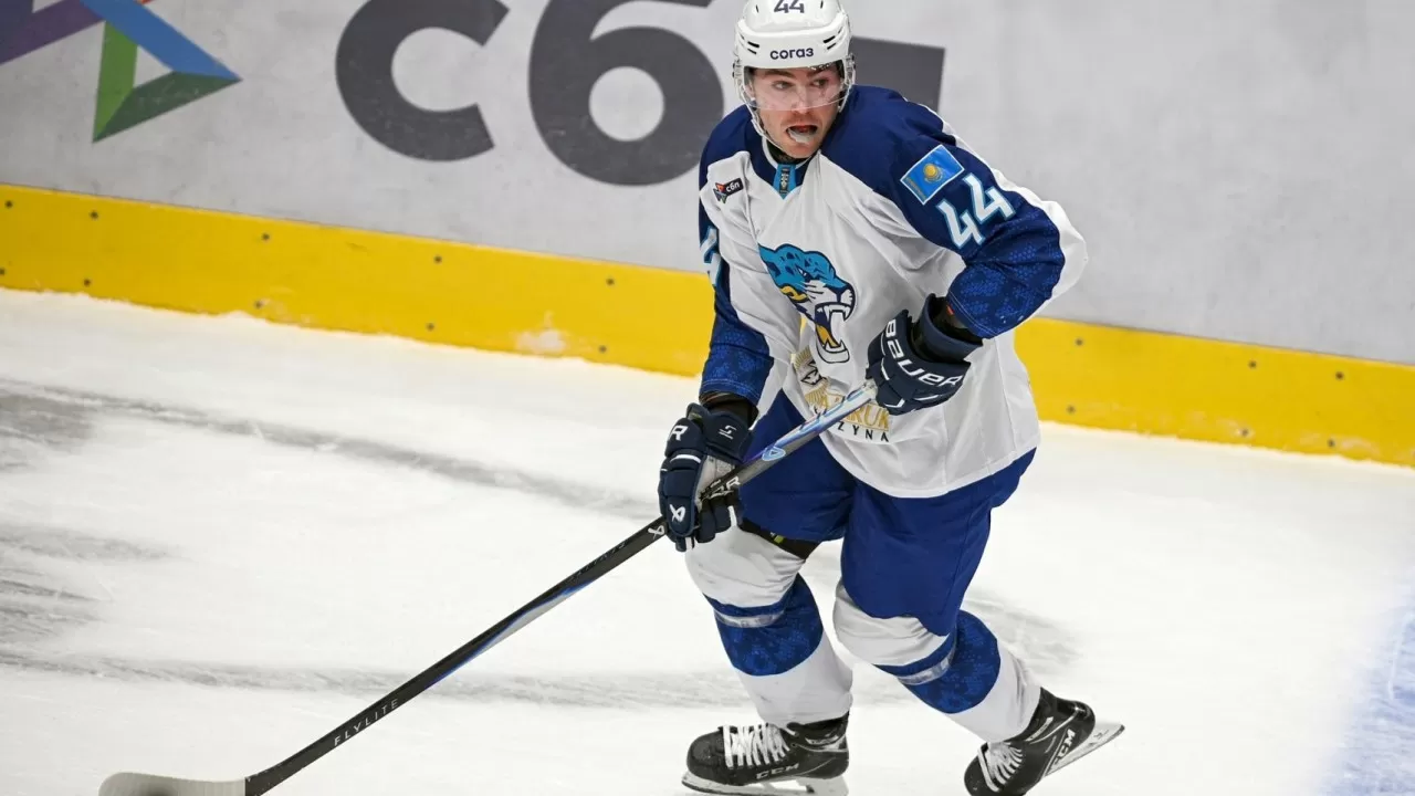 "Барыс" қонақта "Локомотивті" тізе бүктірді